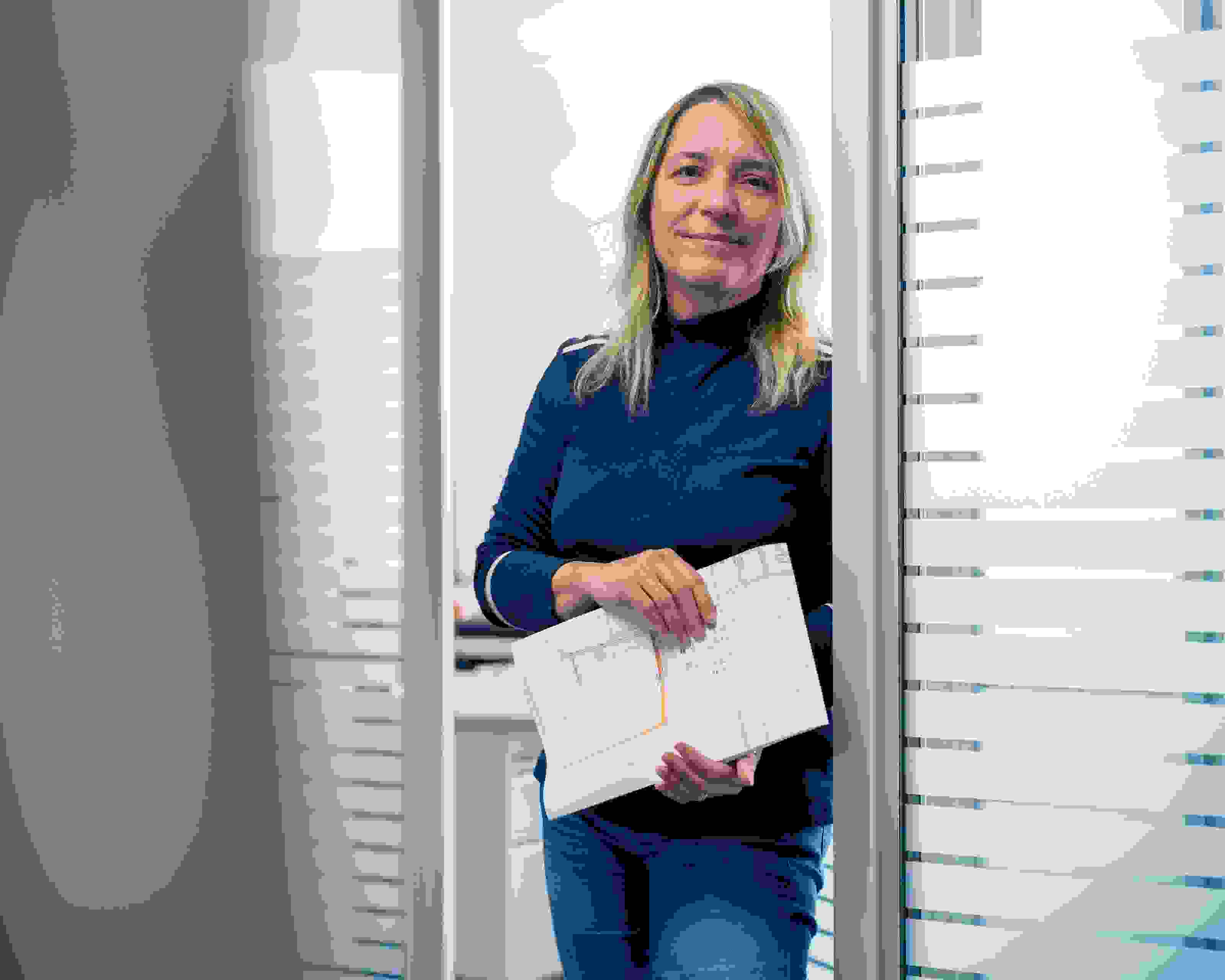 B0043413-Sarah-Favre