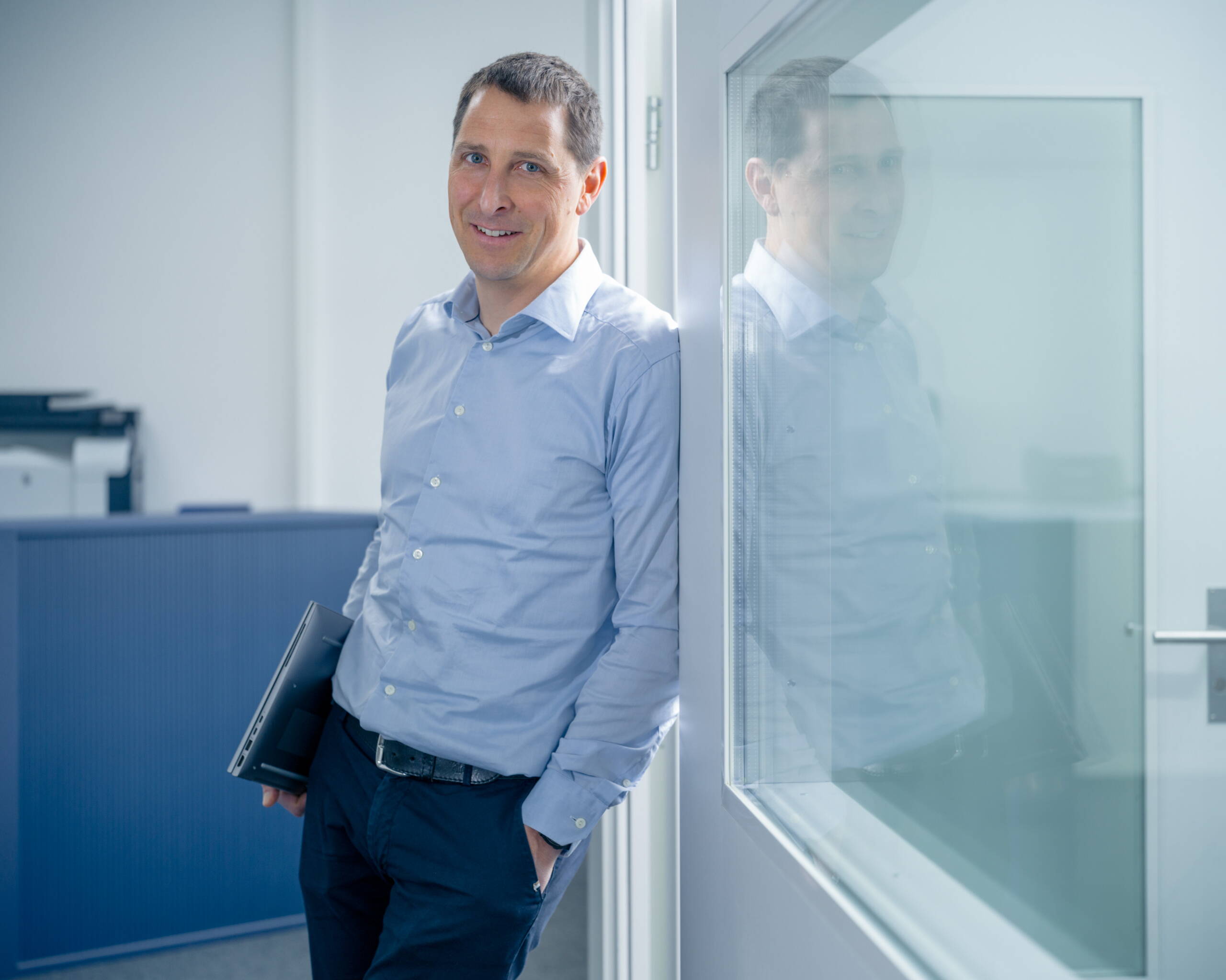 b0042221-jonas-schoenenberger.jpg