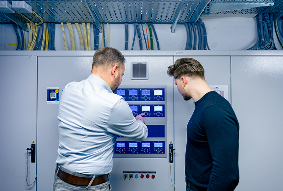 b0045003_5.png b0045003_5.png