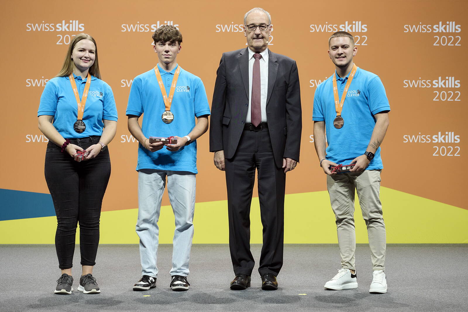 avec le conseiller fédéral Guy Parmelin lors de la remise des prix des SwissSkills 2022 le 10.09.2022 à Berne
