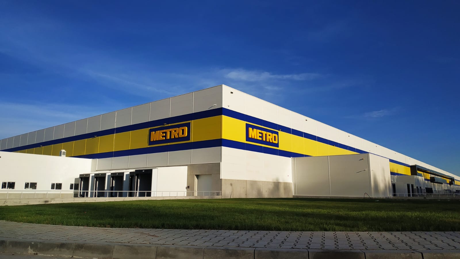 news_metro_romania_aussenansicht1