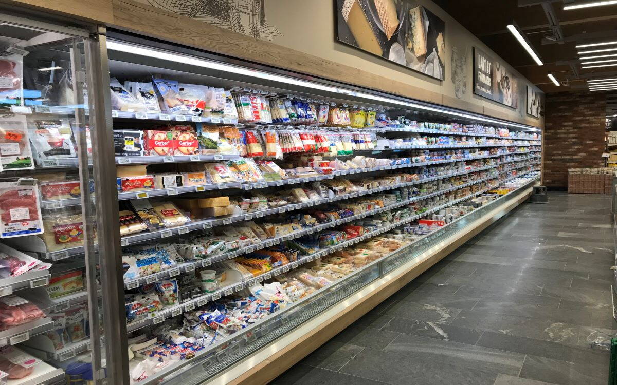 coop-kuehlregal-molkerei.jpg Kühlregal mit Molkereiprodukten