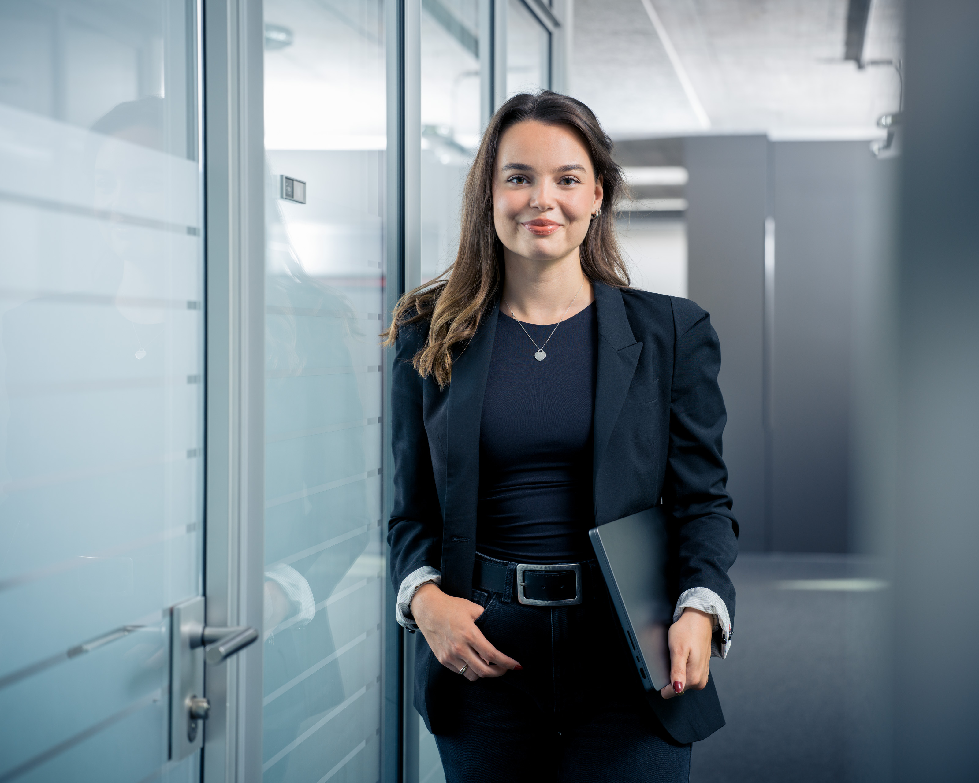 B0065392-Bearbeitet.jpg B0065392-Bearbeitet