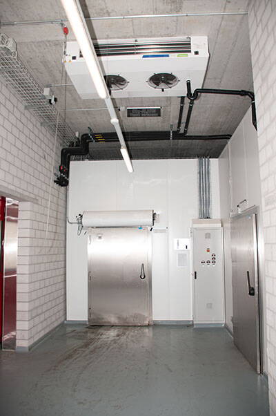 cs_baeckerei-hug_sidebar3.jpg Tiefkühlraum mit gekühlter Anlieferung