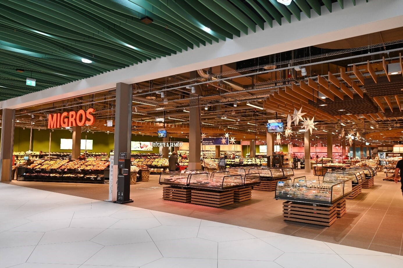 bild-1-eingang.jpg Eingang zum neuen Einkaufserlebnis im Migros Supermarkt. Foto: Frigo-Consulting AG